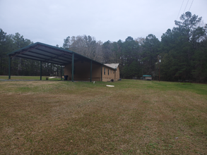 452 Lewis Perkins Rd in Leesville, LA - Foto de edificio - Building Photo