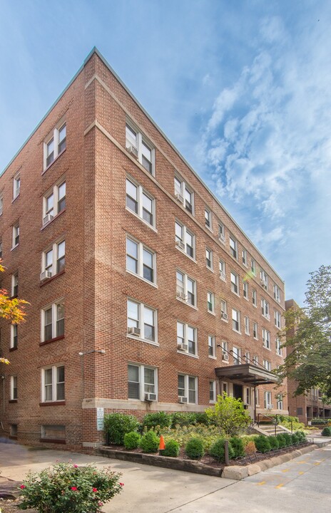 Rocksboro Apartments in Washington, DC - Foto de edificio