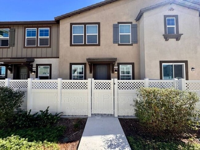 34495 Agave Dr in Winchester, CA - Building Photo - Building Photo