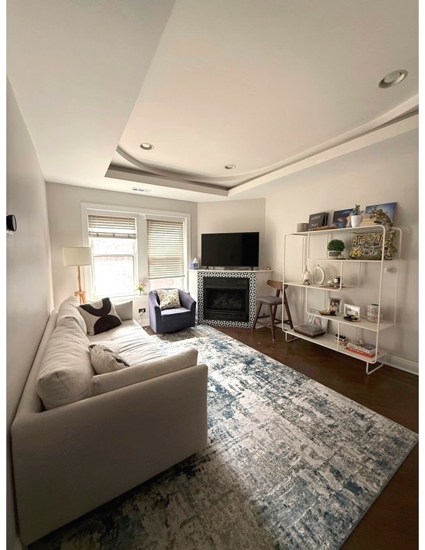 526 W Cornelia Ave in Chicago, IL - Building Photo - Building Photo