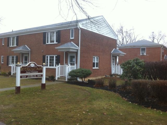 Buchanan Park in Bethlehem, PA - Building Photo