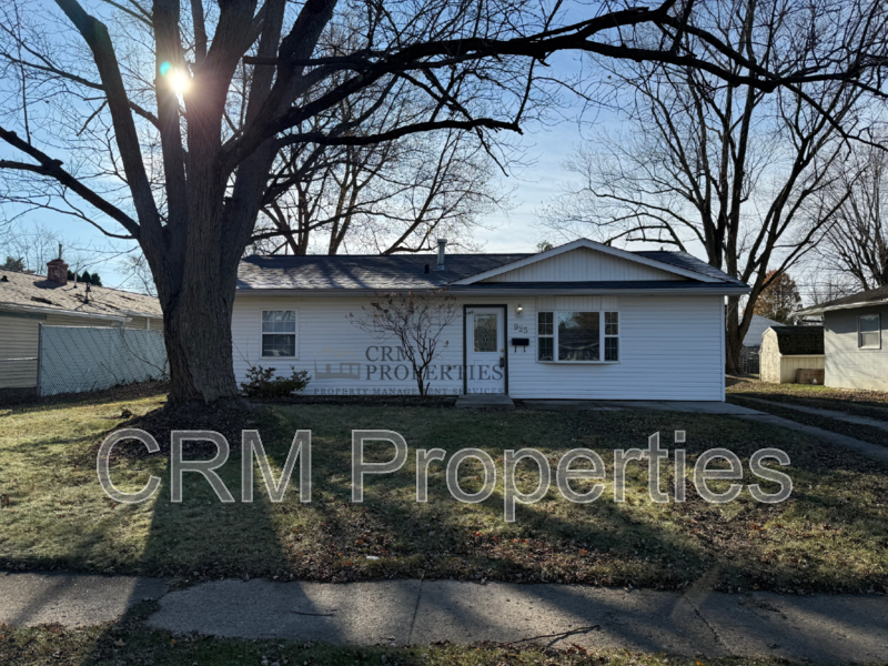 925 Danbury Dr in Kokomo, IN - Building Photo