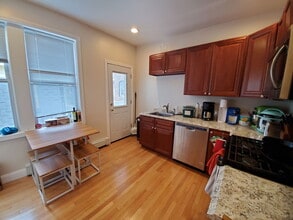 274 Brookline St in Cambridge, MA - Building Photo - Building Photo
