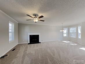 412 Remington Ct in Villa Rica, GA - Building Photo - Building Photo
