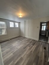 236 E King St in Shippensburg, PA - Building Photo - Building Photo