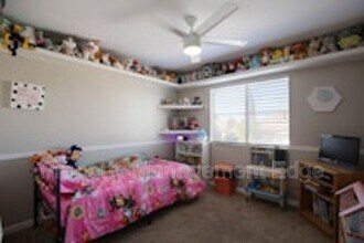 33293 Calle Cantu in Temecula, CA - Building Photo - Building Photo