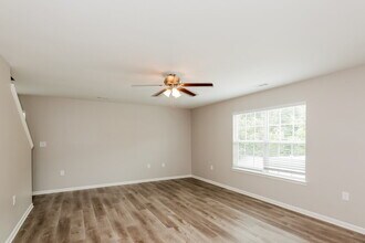 1927 Stoney Pointe Cir in Monroe, NC - Building Photo - Building Photo