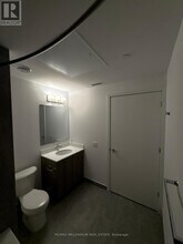 7439 Kingston Rd in Toronto, ON - Building Photo - Building Photo