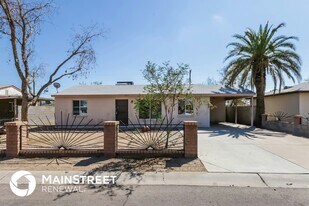 2235 E Nancy Ln in Phoenix, AZ - Building Photo