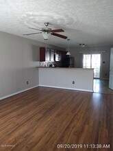 204 Glen Cannon Drive in Jacksonville, NC - Building Photo - Building Photo