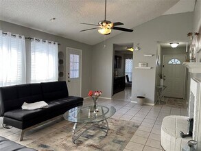 6736 Black Wing Dr in Fort Worth, TX - Building Photo - Building Photo