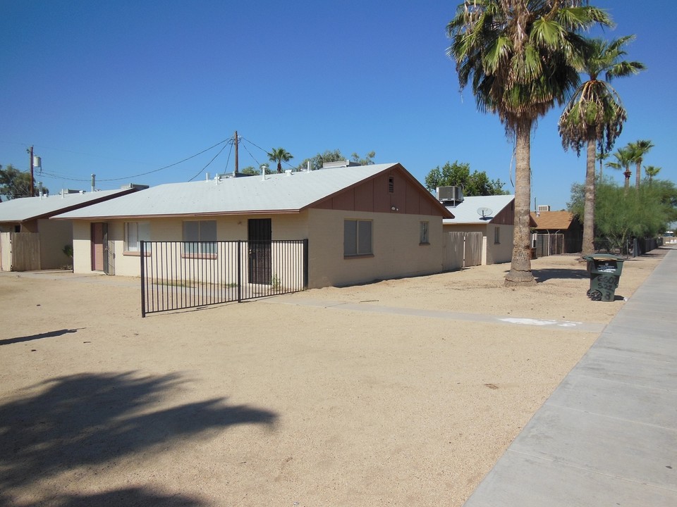 6434 S 22nd St in Phoenix, AZ - Building Photo