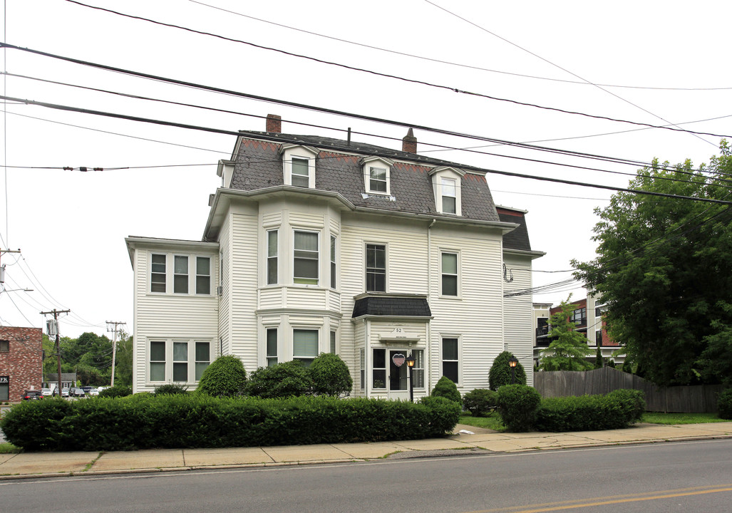 52 N Main St in Natick, MA - Foto de edificio