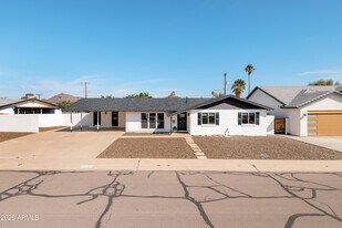 6844 E Hubbell St in Scottsdale, AZ - Building Photo