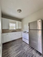 3420 Michigan St in Baytown, TX - Building Photo - Building Photo