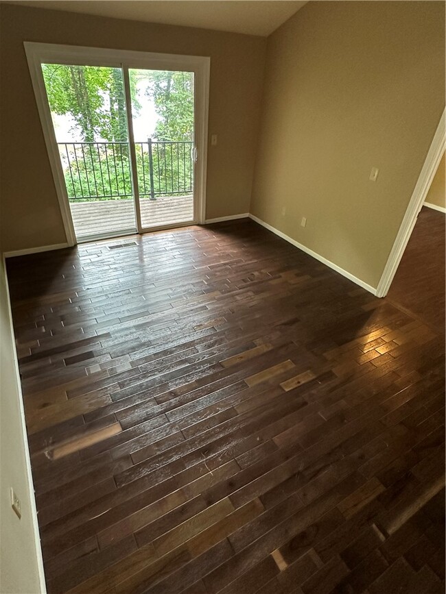 105 Old Central Rd