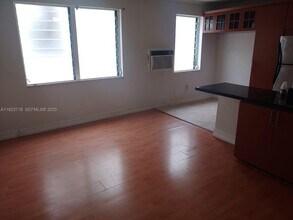 7928 Harding Ave in Miami Beach, FL - Building Photo - Building Photo