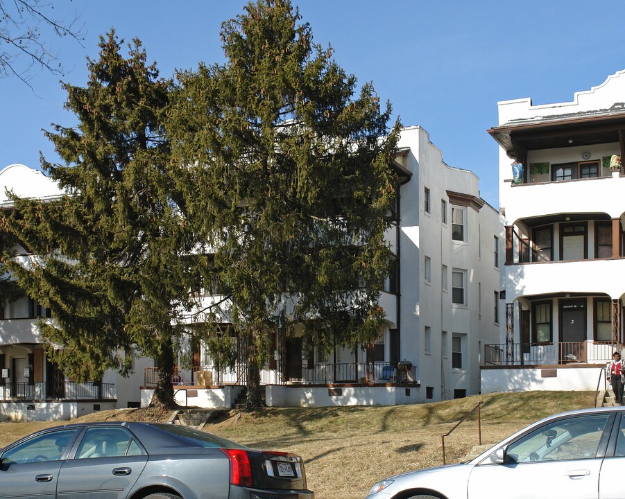 3512 Clifton Ave in Baltimore, MD - Foto de edificio
