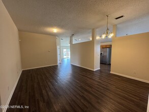 3428 Brahma Bull Cir S in Jacksonville, FL - Building Photo - Building Photo