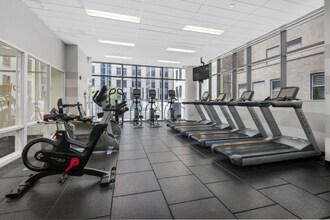 209 N Wells St in Chicago, IL - Building Photo - Building Photo