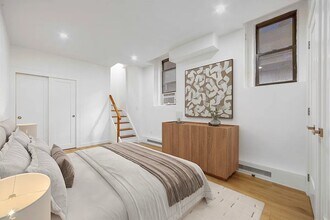 138 E 38th St in New York, NY - Foto de edificio - Building Photo