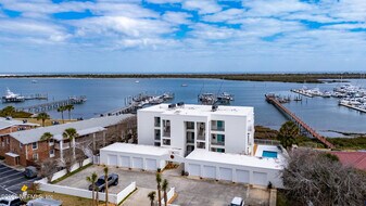 75 Comares Ave in St. Augustine, FL - Building Photo