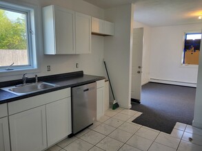 7 Naples Ave-Unit -2 in Saugus, MA - Building Photo - Building Photo