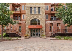 640 Main St N in Stillwater, MN - Foto de edificio - Building Photo