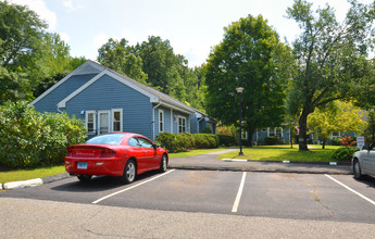 Brooks Quarry in Brookfield, CT - Building Photo - Building Photo