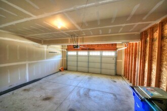 11128 Fort Samuel Dr in Bridgeton, MO - Building Photo - Building Photo