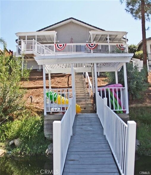 30221 Channel Way Dr in Canyon Lake, CA - Foto de edificio - Building Photo