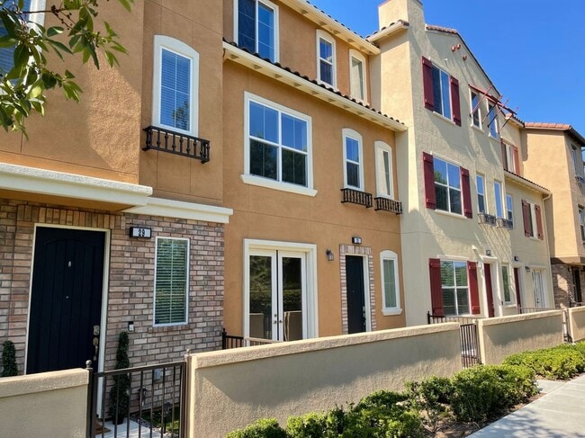 31 Aliso Ridge Loop