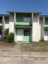 5115 E 10th St in Panama City, FL - Building Photo