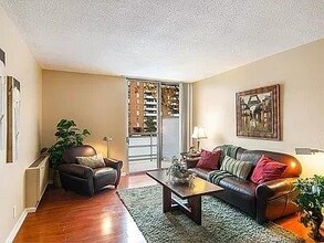 2500 S York St in Denver, CO - Building Photo - Building Photo