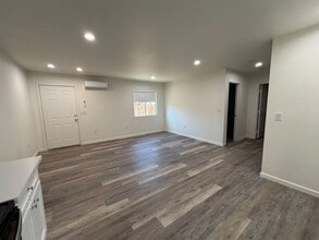 5708 Wisteria Dr in Riverside, CA - Building Photo - Building Photo
