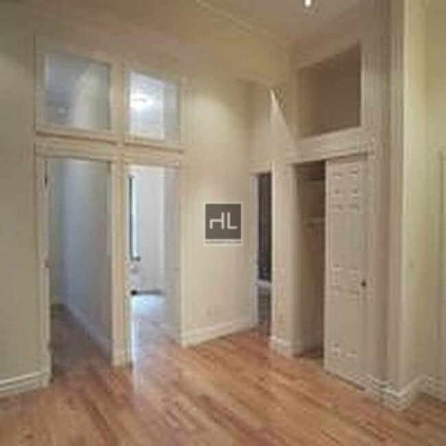 property at 138 E 16th St