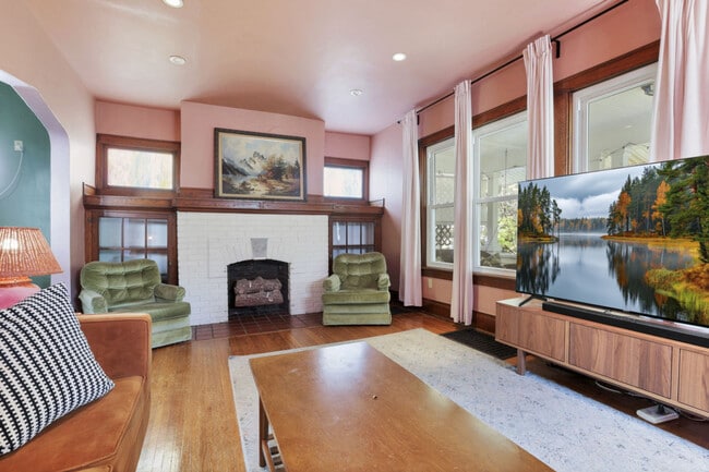 97 W Como Ave in Columbus, OH - Foto de edificio - Building Photo