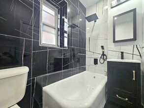 1 Dewitt Rd in Elizabeth, NJ - Building Photo - Building Photo