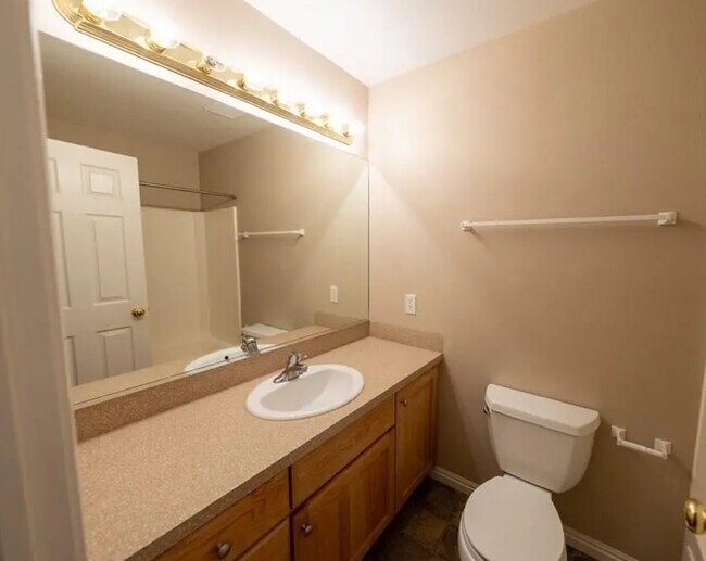 2437 Brandon Dr in Idaho Falls, ID - Building Photo - Building Photo