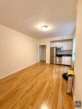 WEST 13 STREET in New York, NY - Building Photo - Building Photo