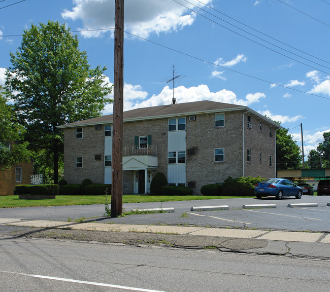 1924 Elm Rd NE in Warren, OH - Building Photo - Building Photo