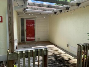 3071 Spirea St in Sarasota, FL - Building Photo - Building Photo