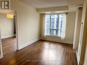 100 Harrison Garden Blvd in Toronto, ON - Building Photo - Building Photo