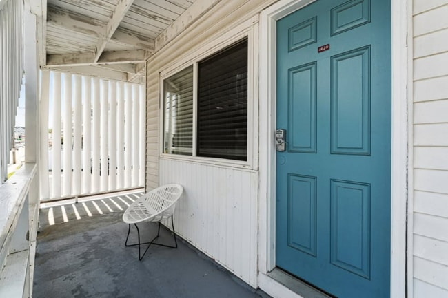 46 E Grand Ave in Old Orchard Beach, ME - Building Photo - Building Photo