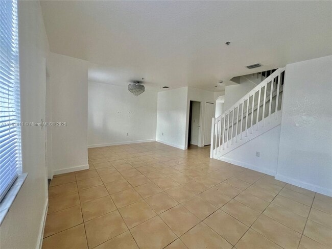 8193 W 36th Ave in Hialeah, FL - Building Photo - Building Photo