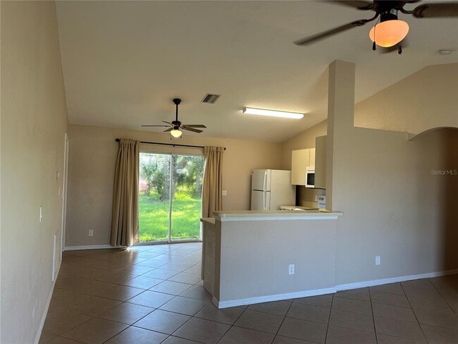 3942 Oconto Ave in North Port, FL - Building Photo - Building Photo