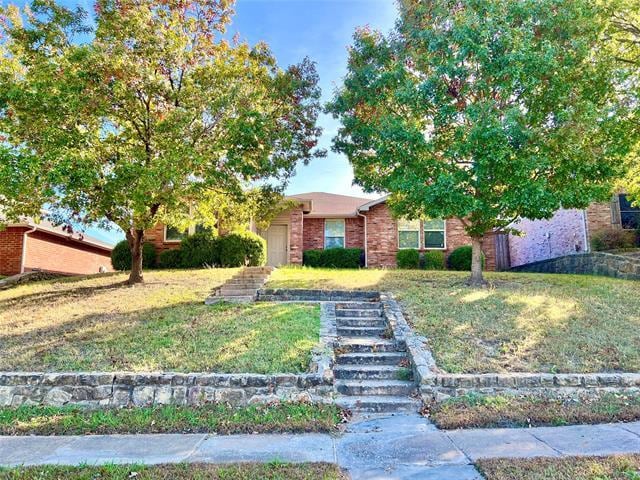 property at 2804 Cameron Way