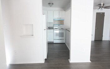 1800 Fenton St in Lakewood, CO - Building Photo - Building Photo