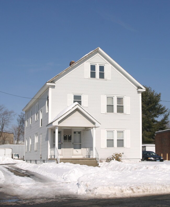 528-530 Tolland St in East Hartford, CT - Foto de edificio - Building Photo