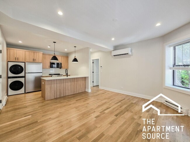 property at 2241 N Bissell St